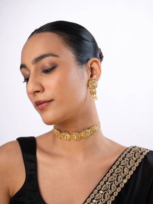 Atreyi Polki Chandbali